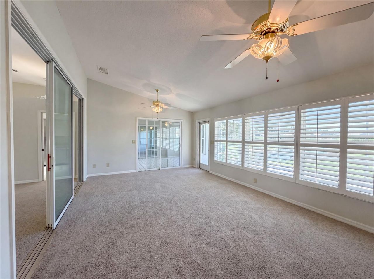 27305 Racquet Circle , Leesburg, FL 34748 Photo