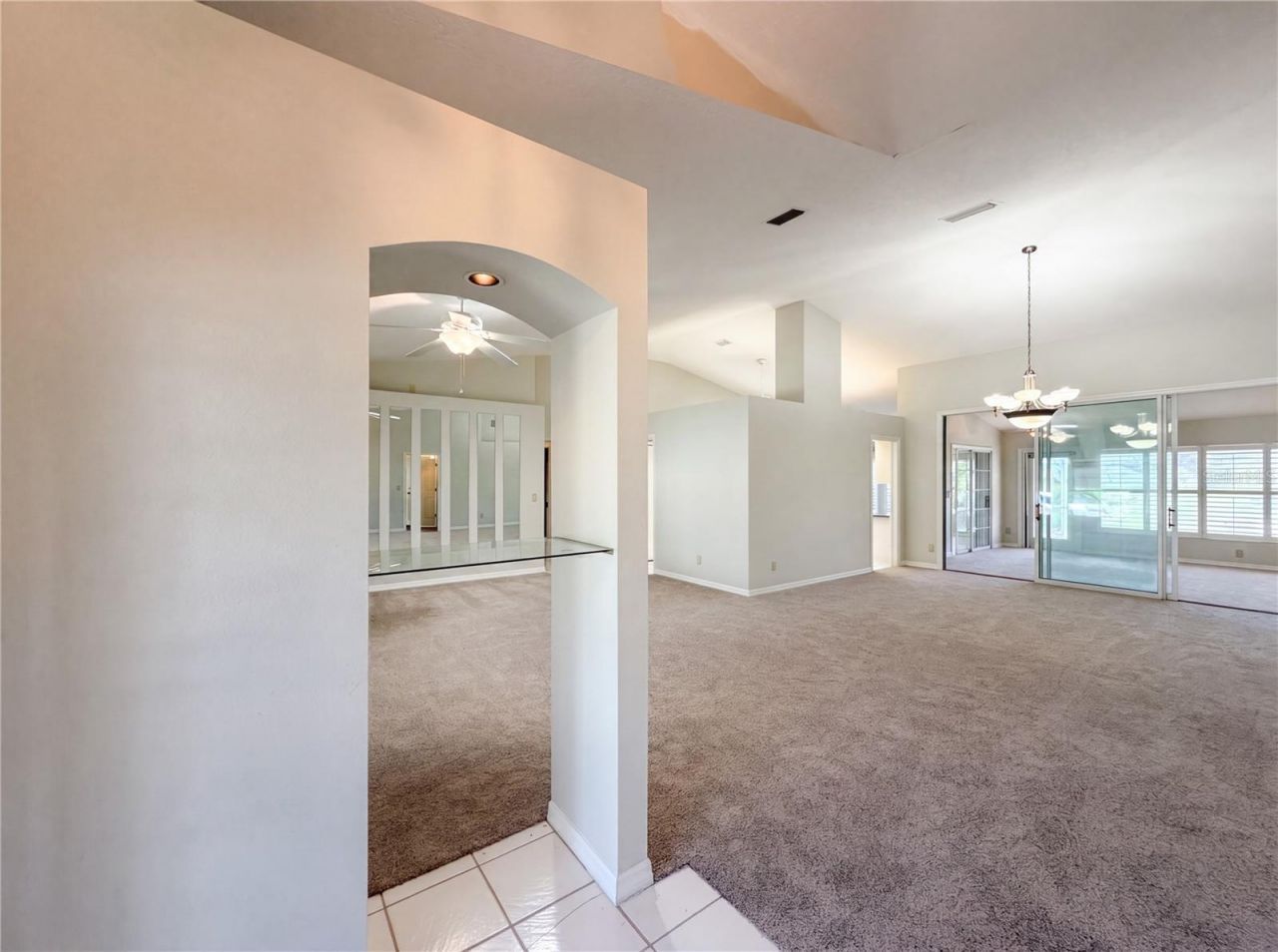 27305 Racquet Circle , Leesburg, FL 34748 Photo