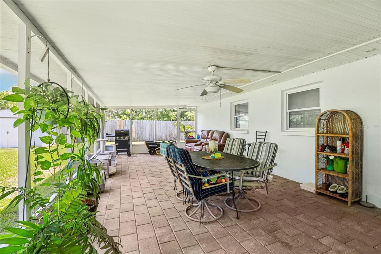 4411 55th Way N, Kenneth City, FL 33709 Photo