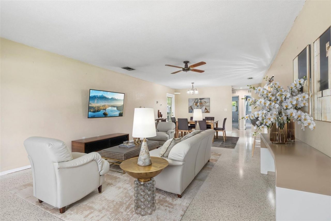 4411 55th Way N, Kenneth City, FL 33709 Photo
