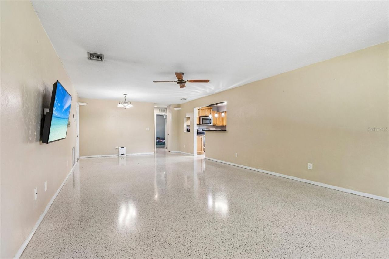 4411 55th Way N, Kenneth City, FL 33709 Photo