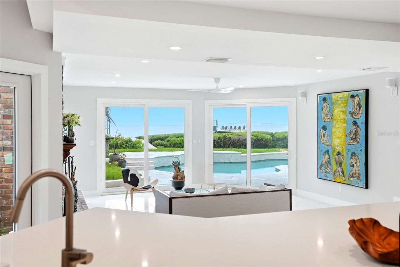 1200 Friendly Way S, Saint Petersburg, FL 33705 Photo
