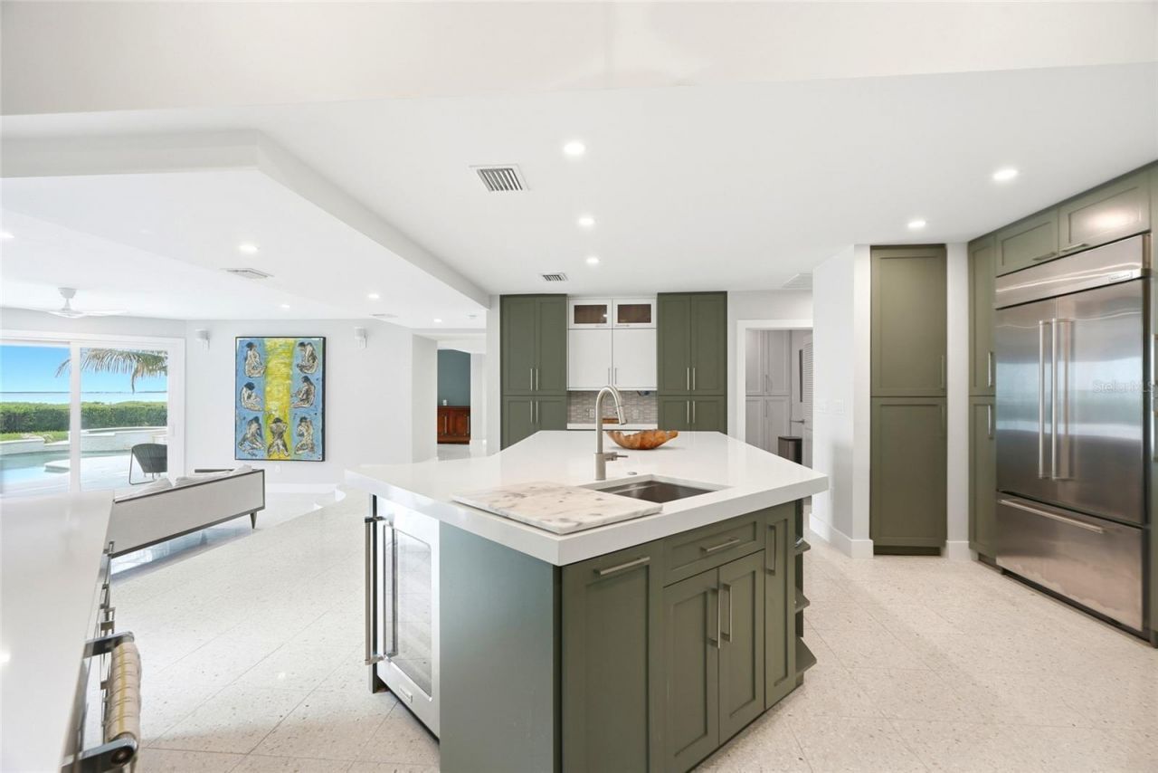 1200 Friendly Way S, Saint Petersburg, FL 33705 Photo