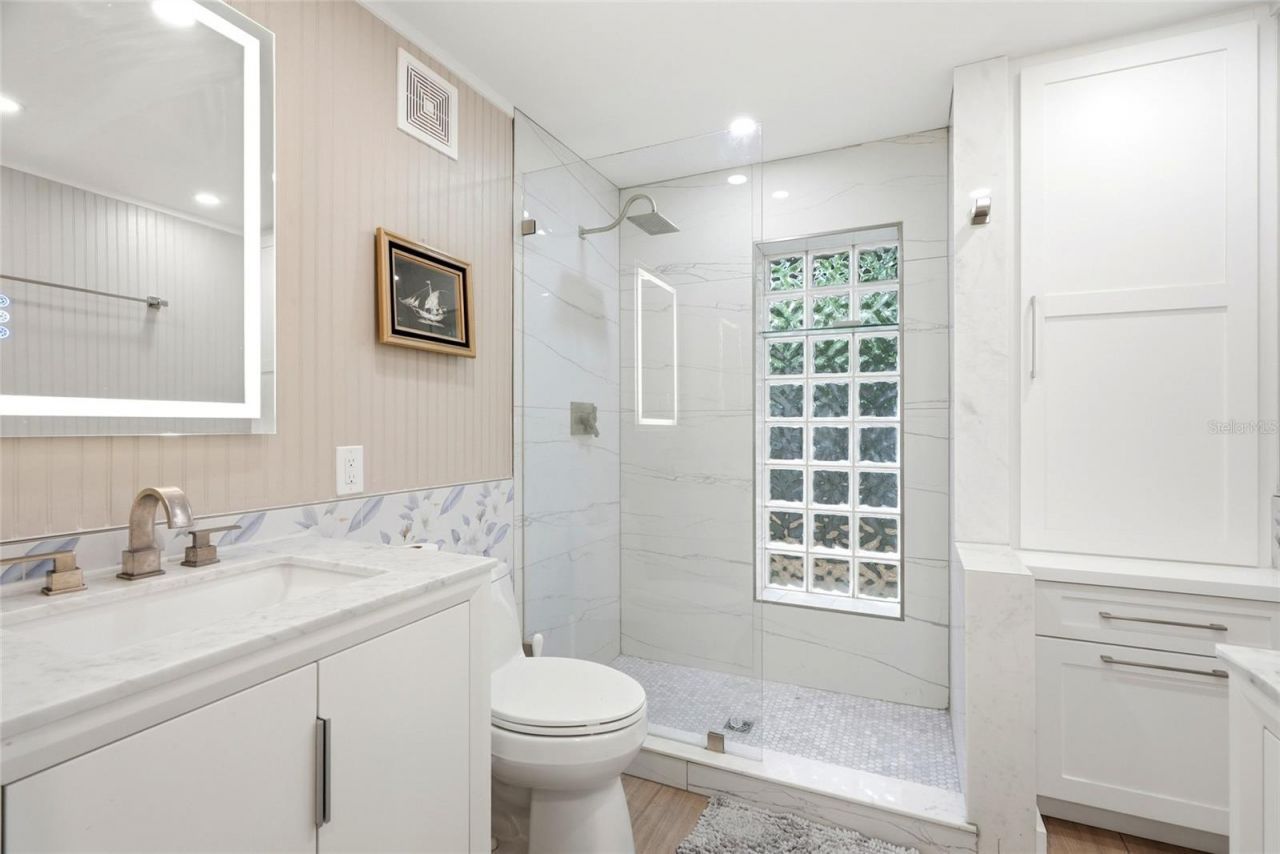 1200 Friendly Way S, Saint Petersburg, FL 33705 Photo