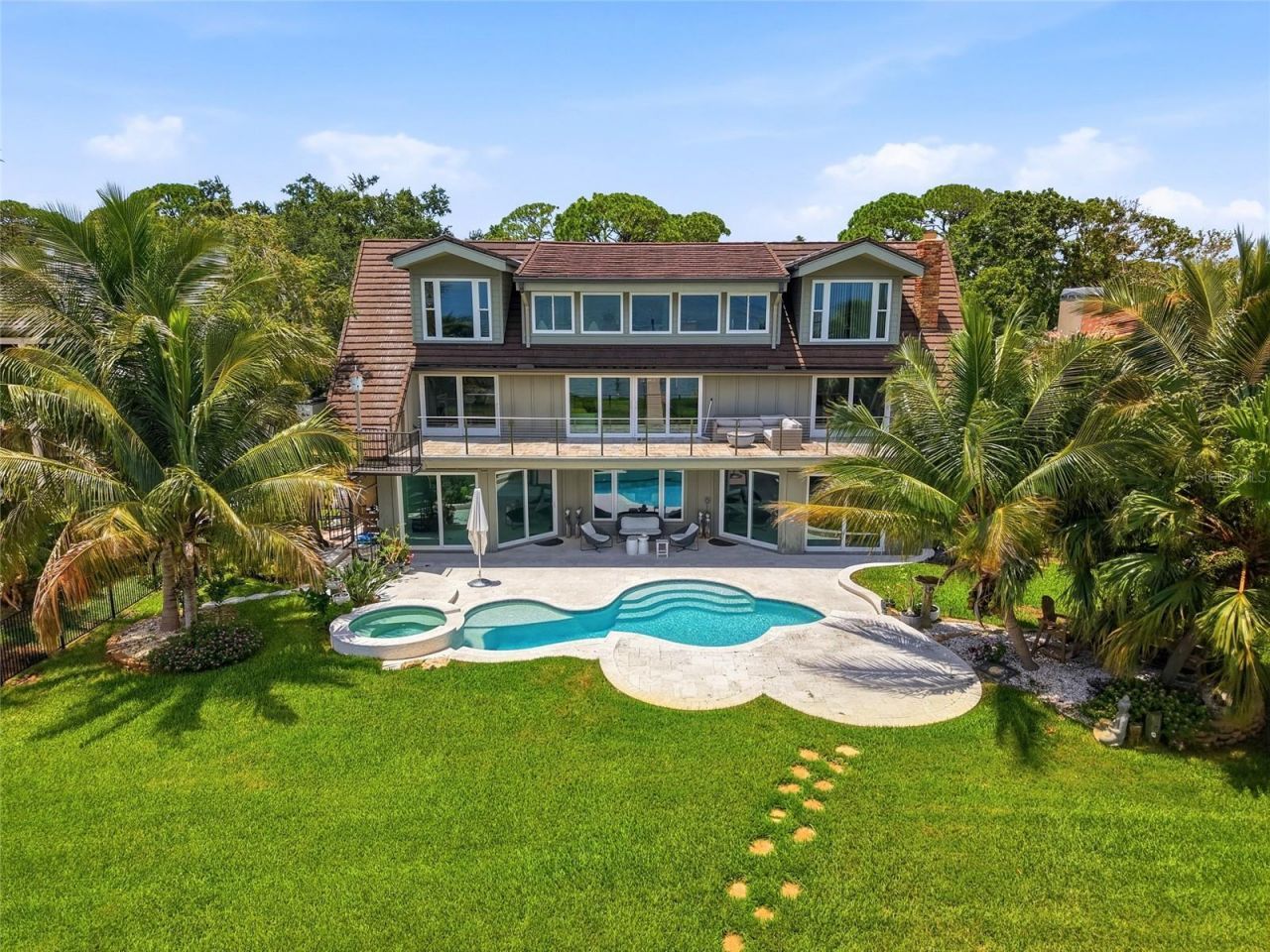 1200 Friendly Way S, Saint Petersburg, FL 33705 Photo