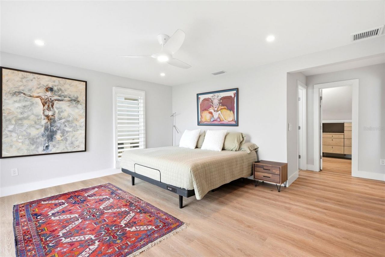 1200 Friendly Way S, Saint Petersburg, FL 33705 Photo