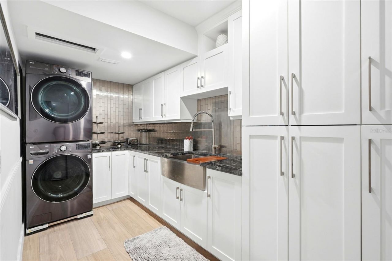 1200 Friendly Way S, Saint Petersburg, FL 33705 Photo