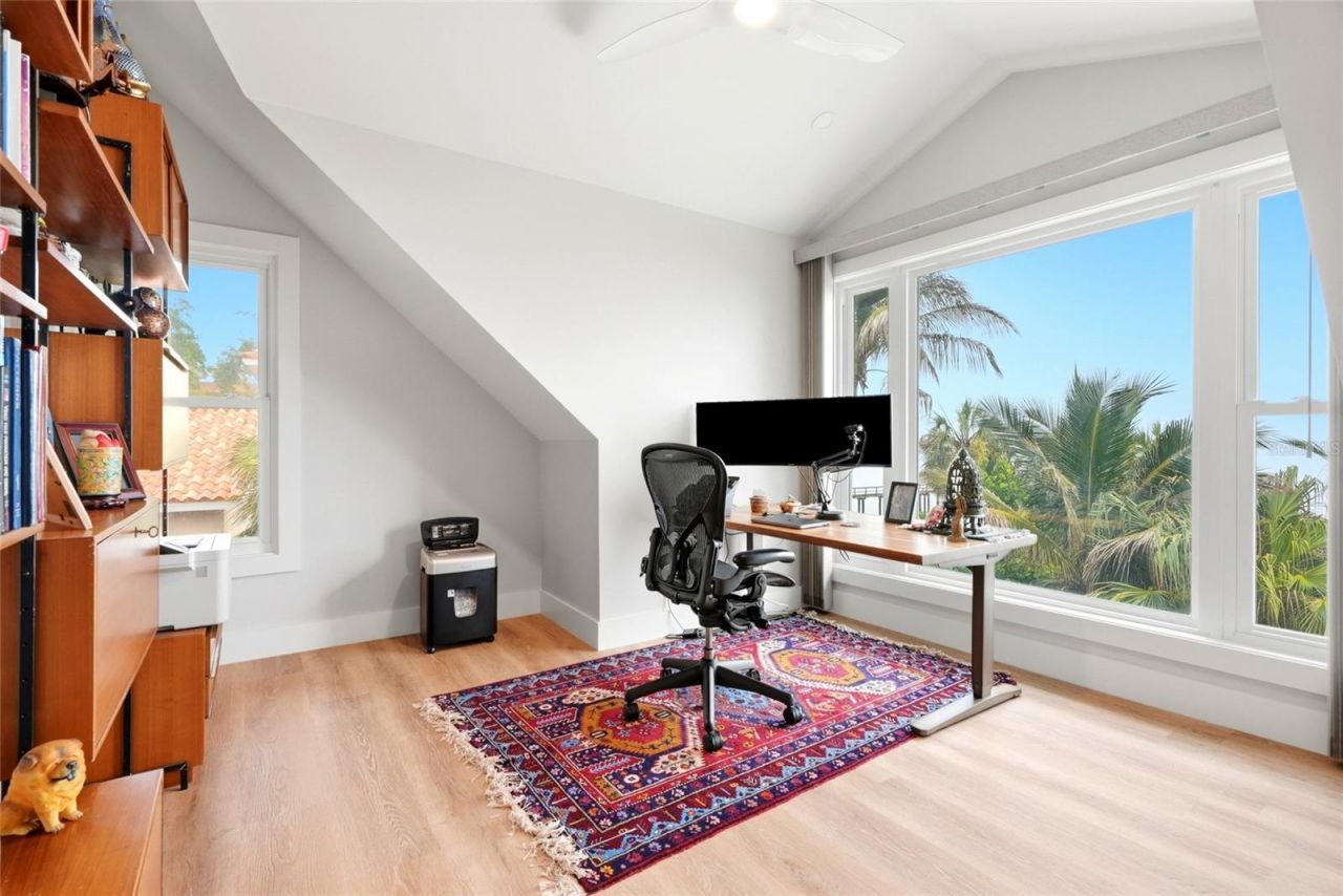 1200 Friendly Way S, Saint Petersburg, FL 33705 Photo