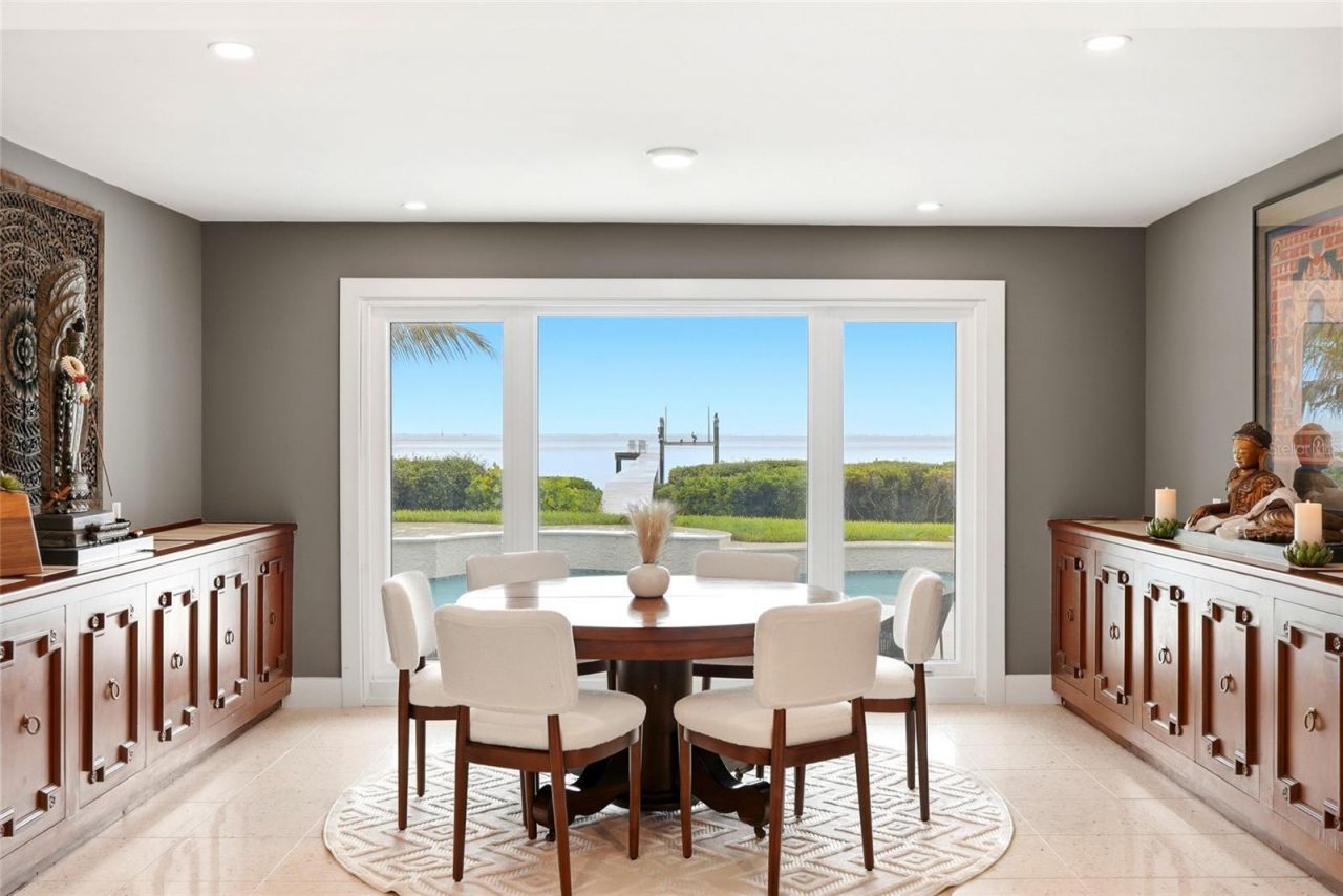 1200 Friendly Way S, Saint Petersburg, FL 33705 Photo