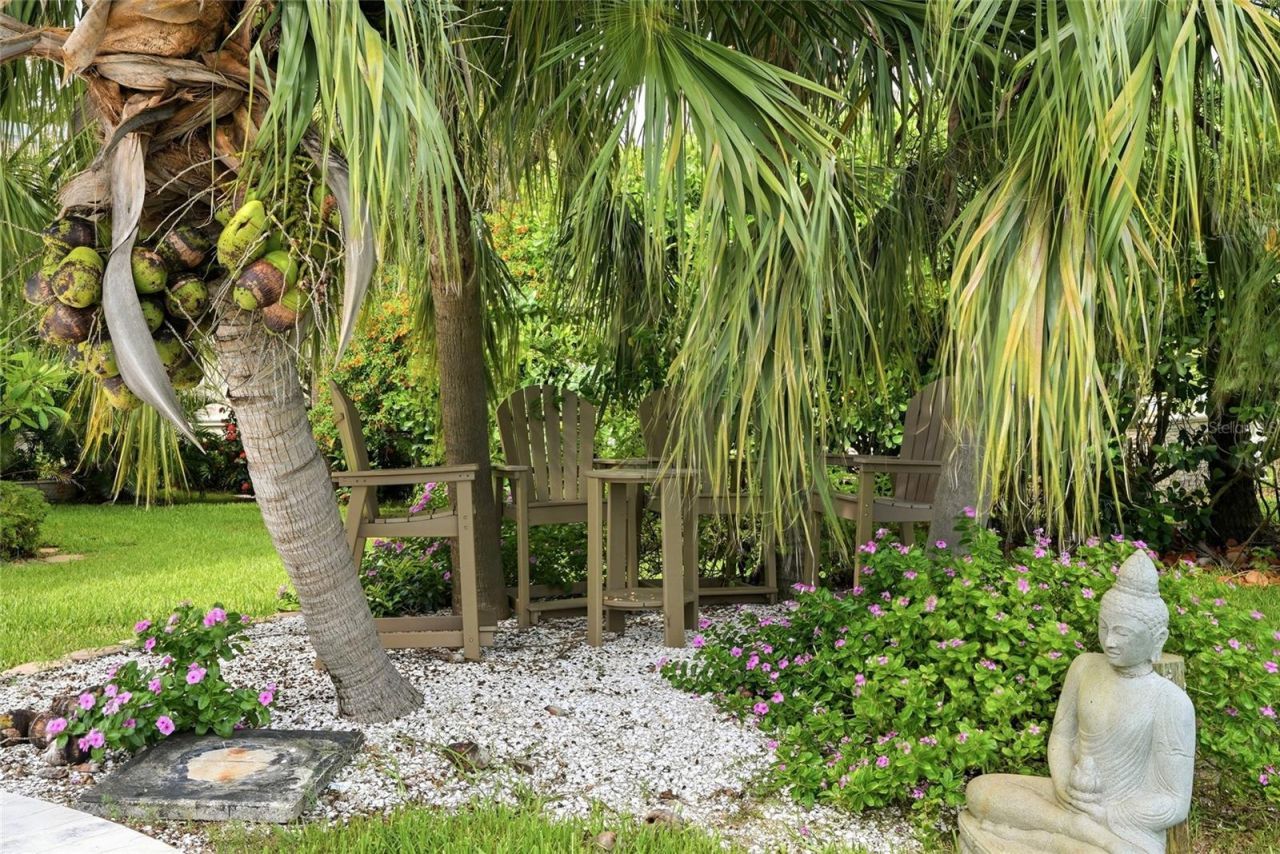 1200 Friendly Way S, Saint Petersburg, FL 33705 Photo