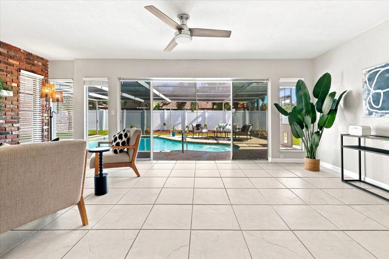 1354 62nd Avenue S, Saint Petersburg, FL 33705 Photo