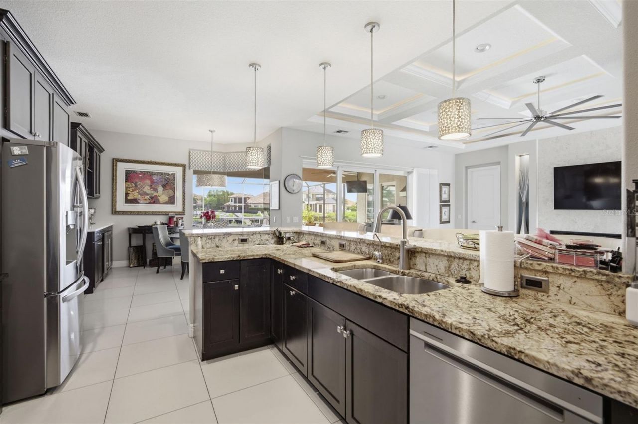 621 Regatta Way, Bradenton, FL 34208 Photo