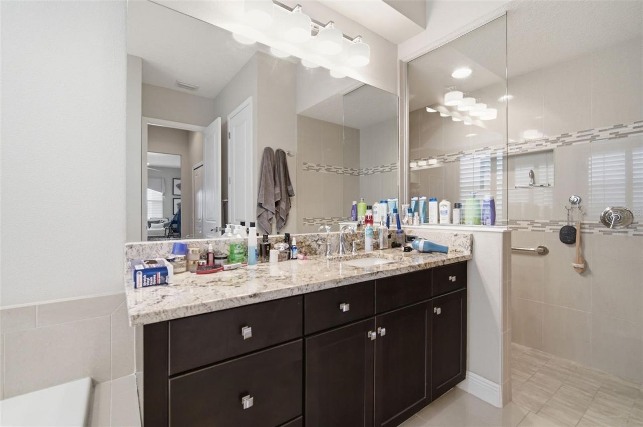 621 Regatta Way, Bradenton, FL 34208 Photo