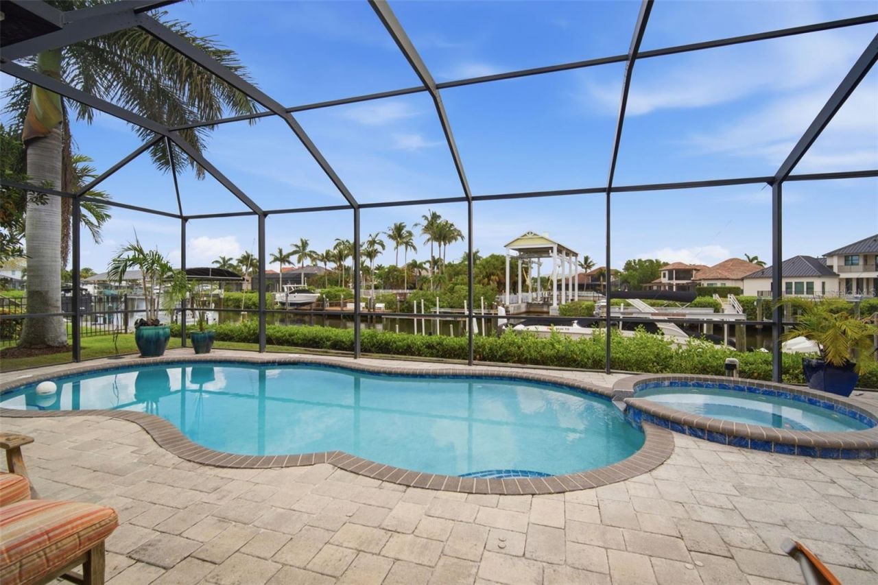 621 Regatta Way, Bradenton, FL 34208 Photo