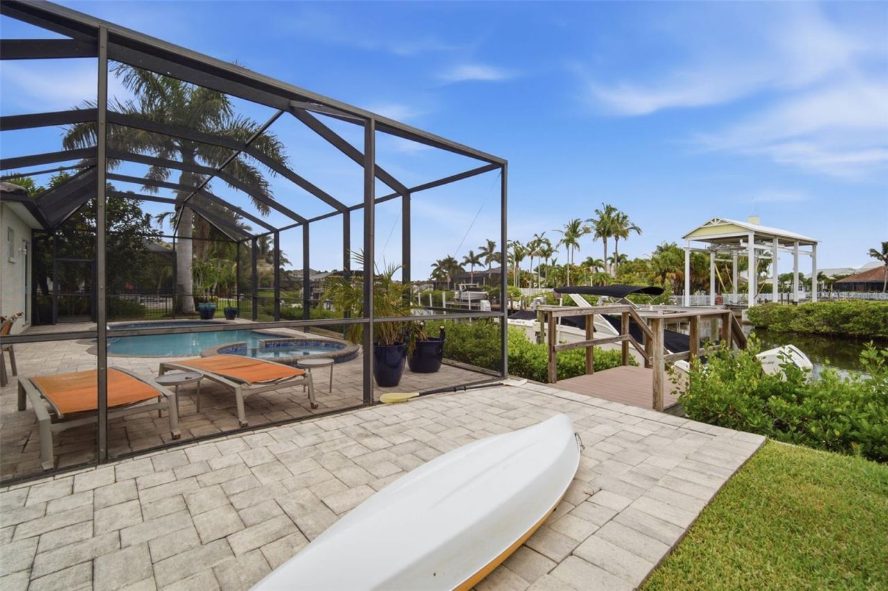 621 Regatta Way, Bradenton, FL 34208 Photo
