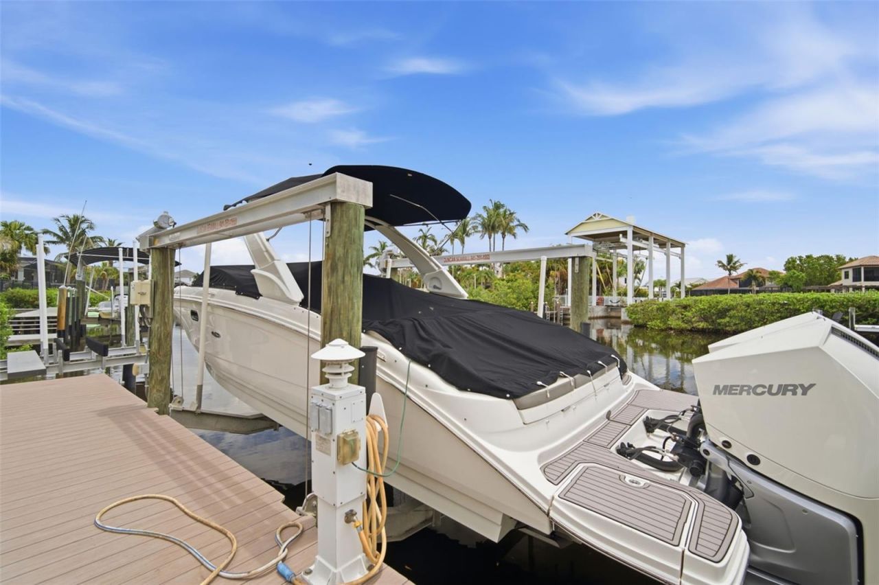 621 Regatta Way, Bradenton, FL 34208 Photo