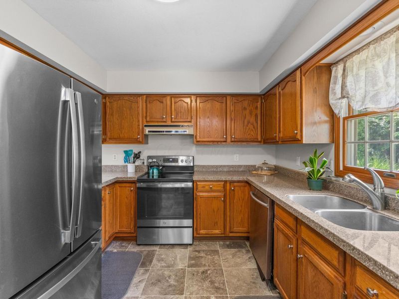 197 S Fork Circle, Pataskala, OH 43062 Photo 10