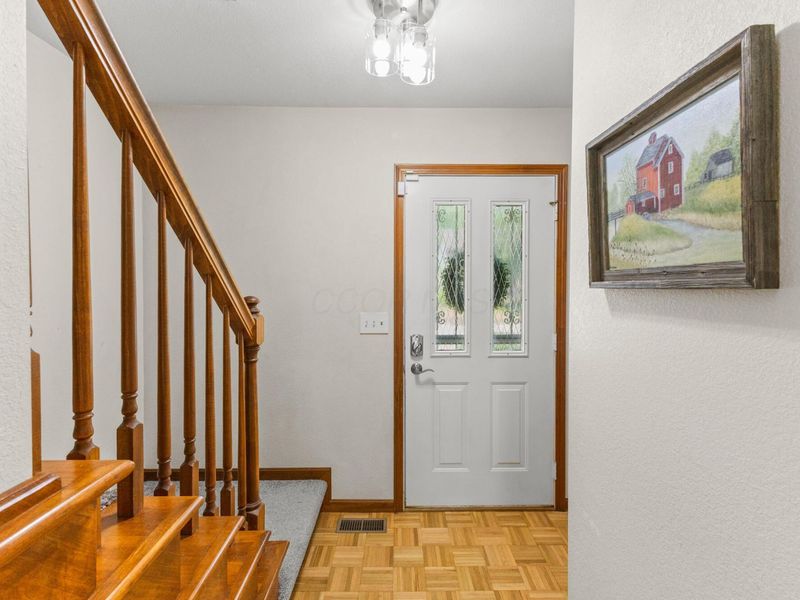 197 S Fork Circle, Pataskala, OH 43062 Photo 5
