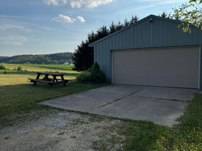 26220 Mill Road , Utica, OH 43080 Photo 2