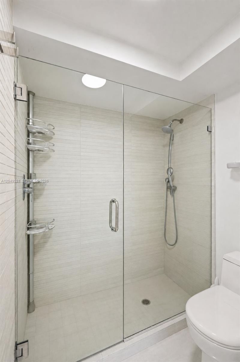 2333 Brickell Ave, Unit 1909, Miami, FL 33129 Photo