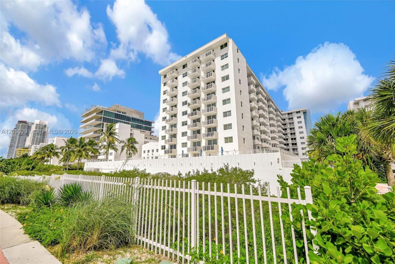 345 Ocean Dr , Unit 623, Miami Beach, FL 33139 Photo
