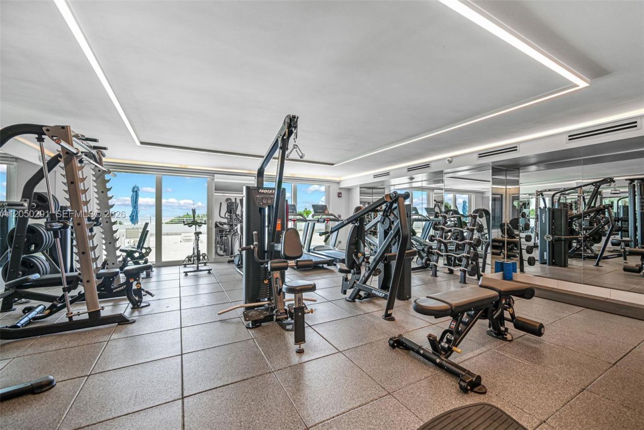 345 Ocean Dr , Unit 623, Miami Beach, FL 33139 Photo