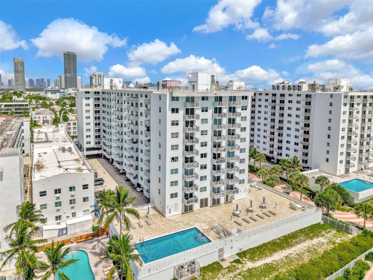 345 Ocean Dr , Unit 623, Miami Beach, FL 33139 Photo