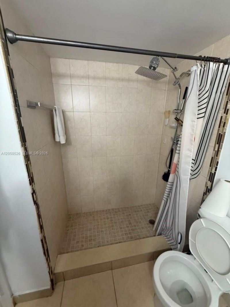 9405 W Flagler St , Unit 212D, Miami, FL 33174 Photo