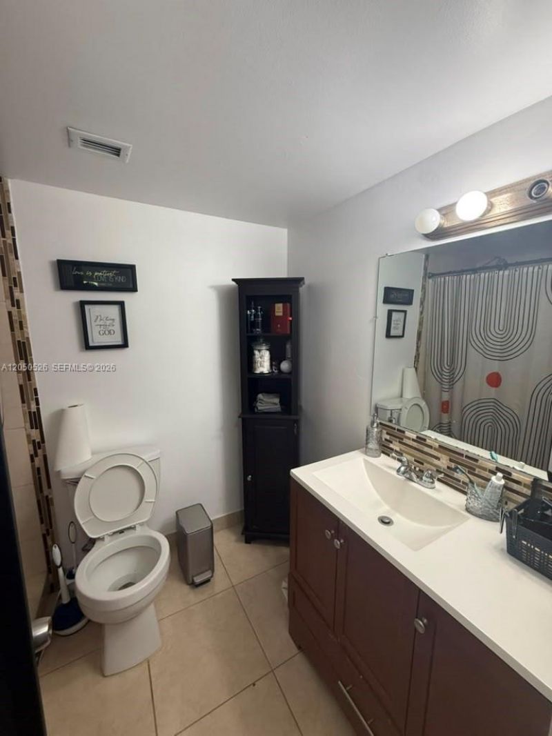 9405 W Flagler St , Unit 212D, Miami, FL 33174 Photo