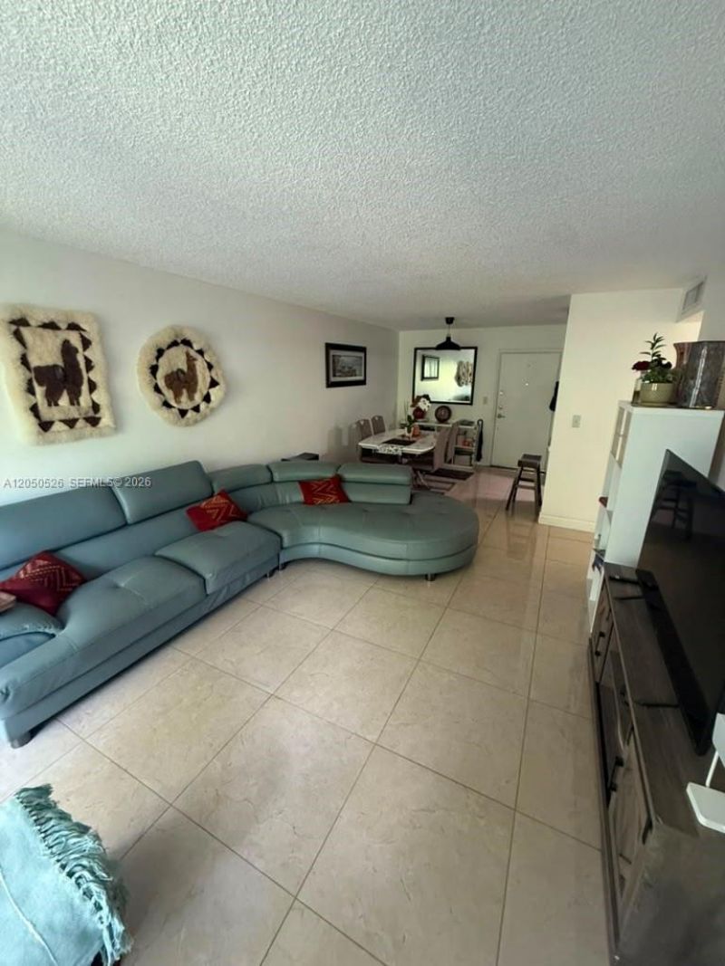 9405 W Flagler St , Unit 212D, Miami, FL 33174 Photo