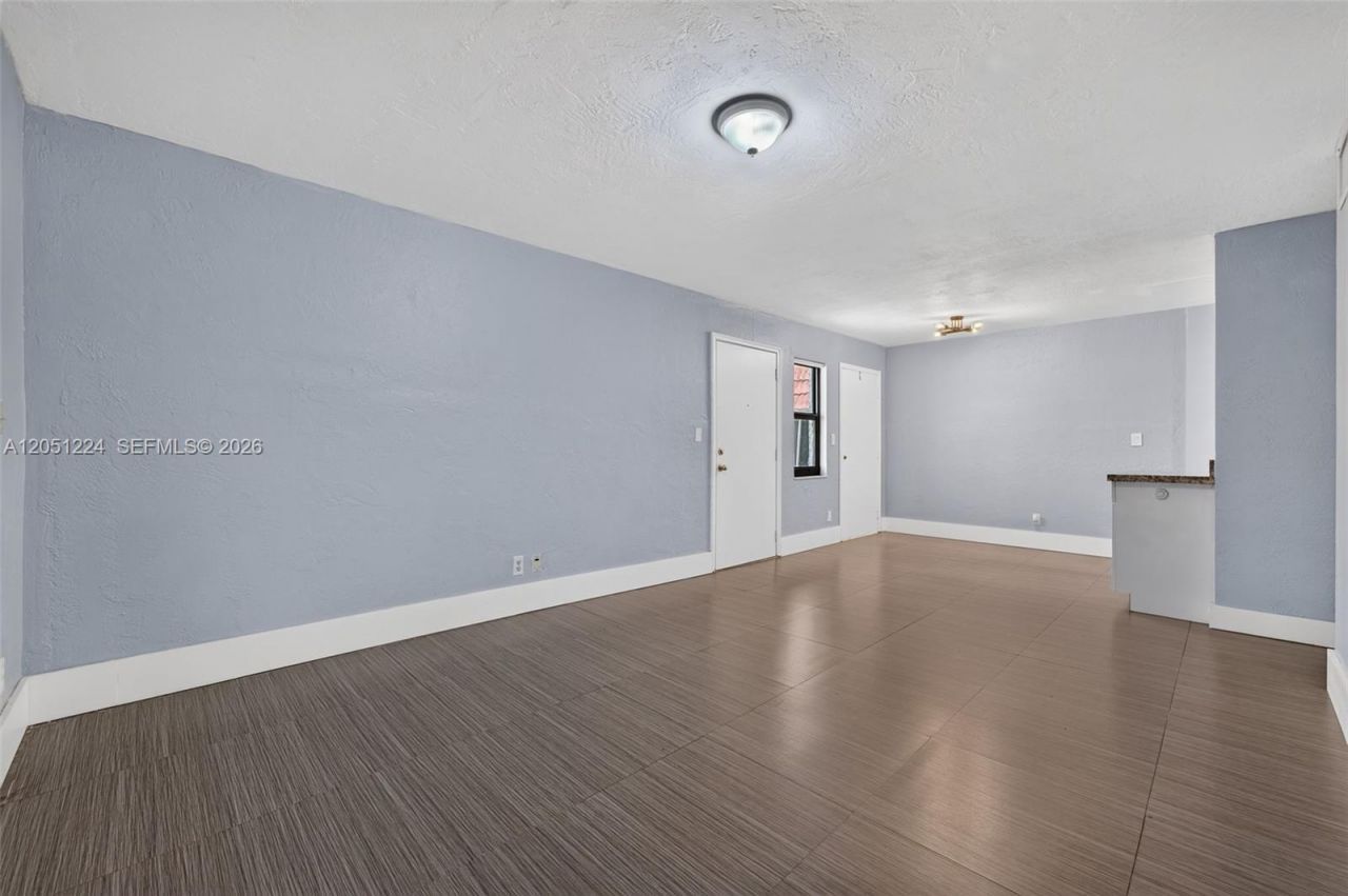 8701 SW 141st St , Unit L6, Palmetto Bay, FL 33176 Photo
