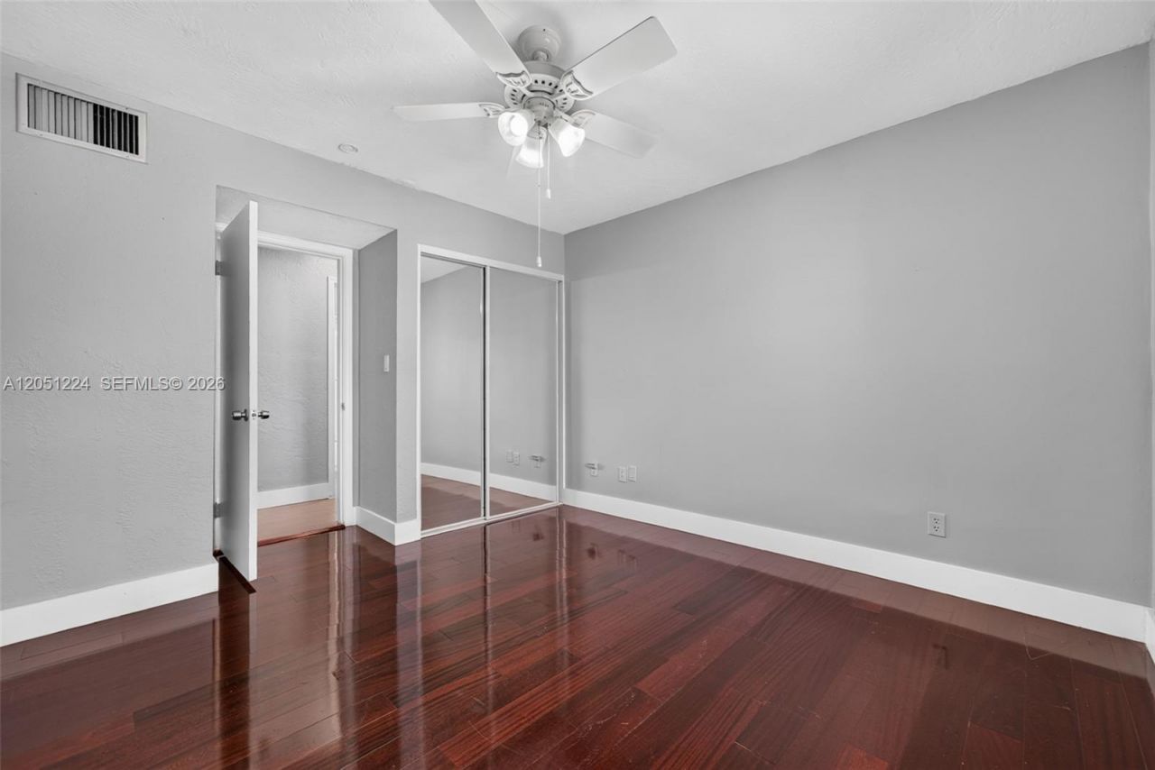 8701 SW 141st St , Unit L6, Palmetto Bay, FL 33176 Photo