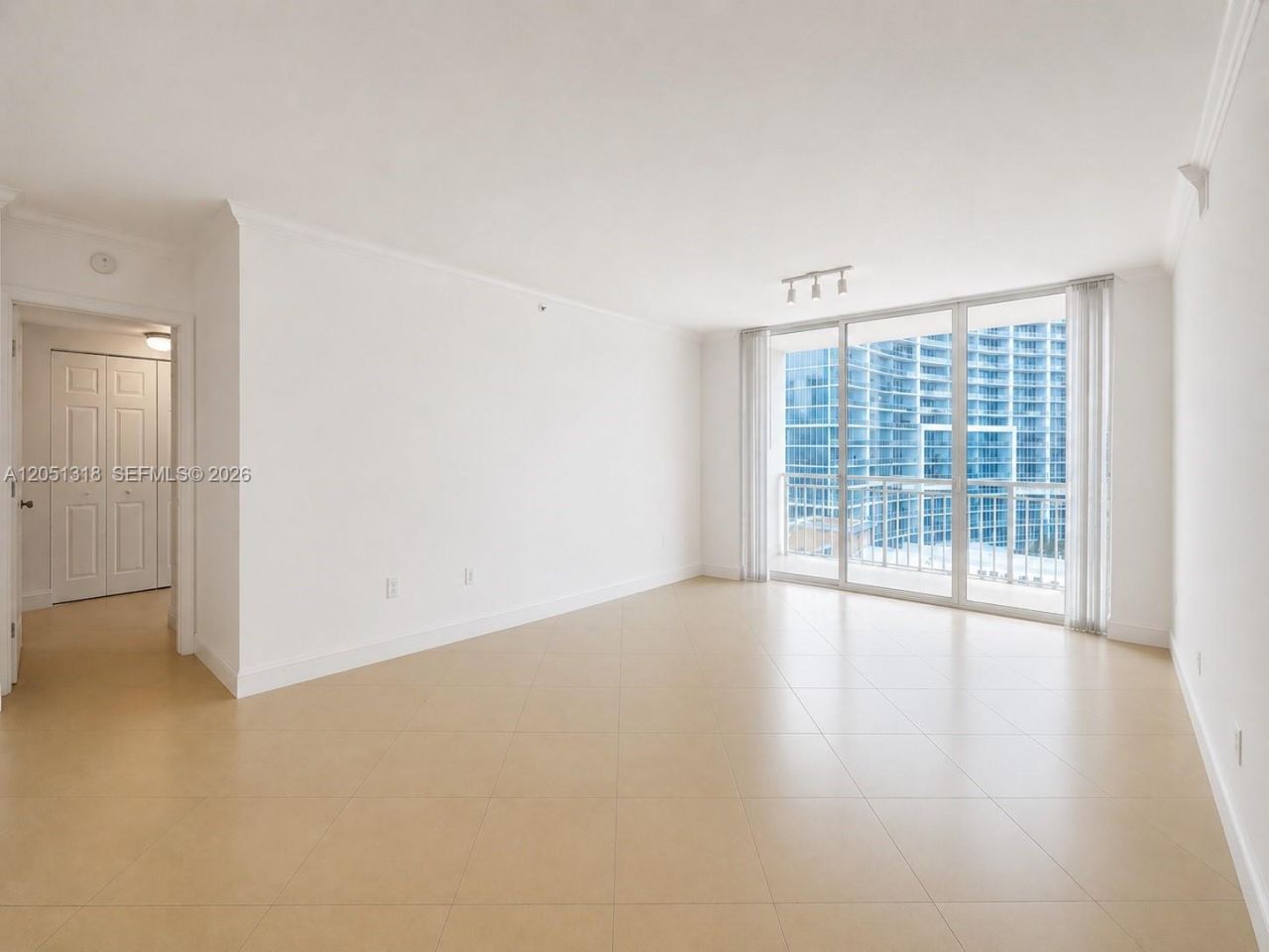 2000 N Bayshore Dr, Unit 1107, Miami, FL 33137 Photo