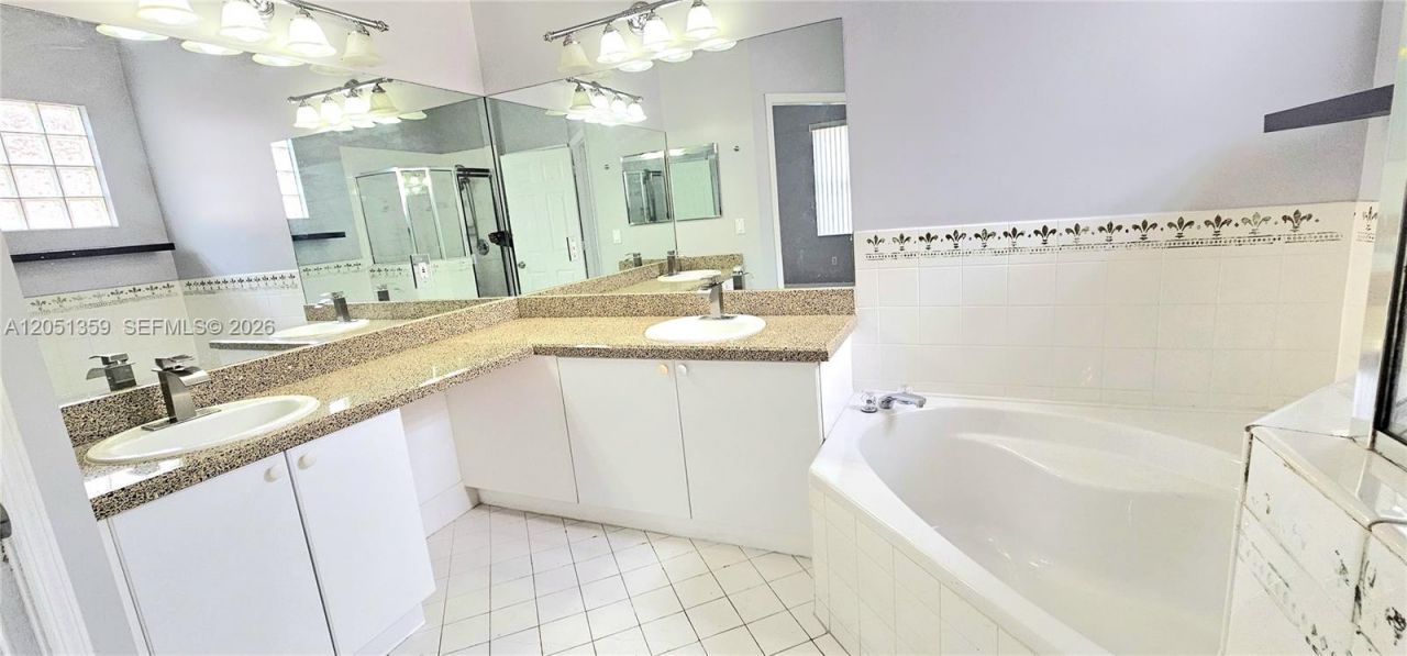 21460 SW 90th Ct, Cutler Bay, FL 33189 Photo