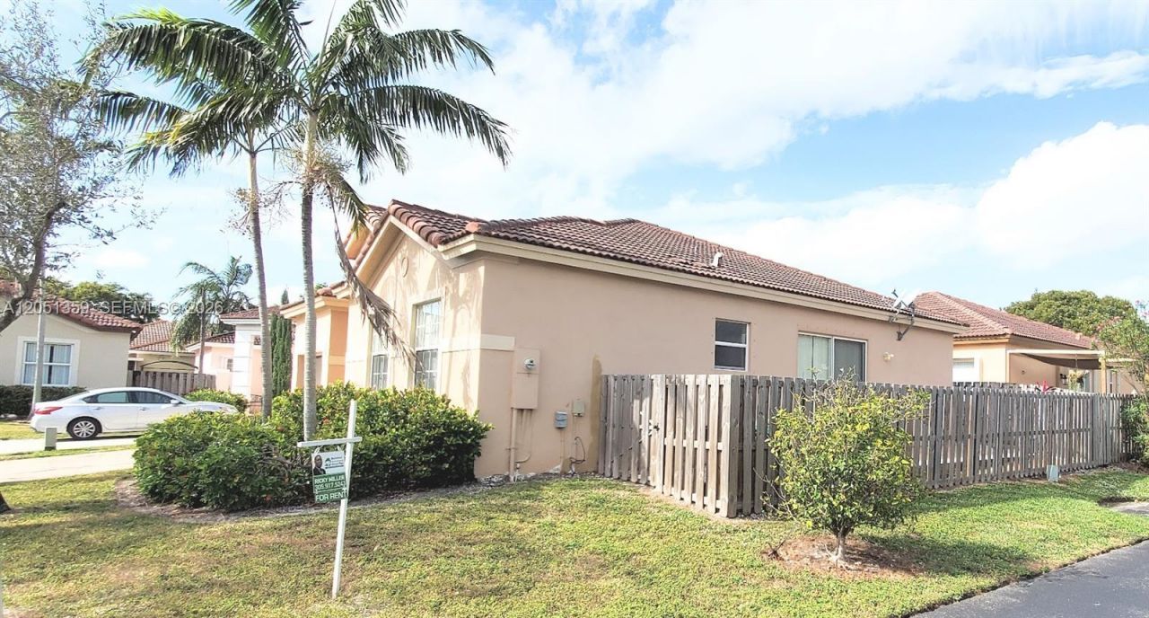 21460 SW 90th Ct , Cutler Bay, FL 33189 Photo