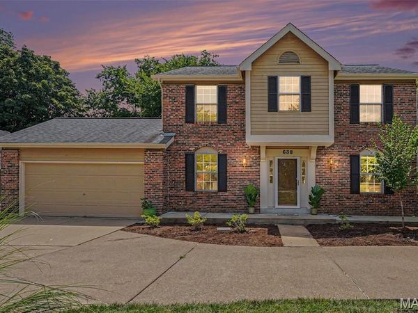638 Old Ballwin Road, Ballwin, MO 63021