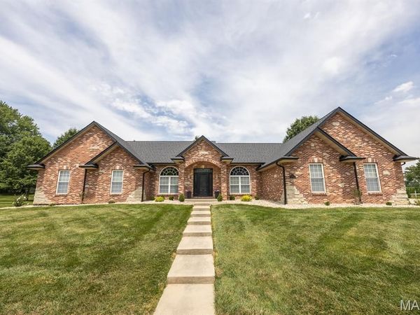 1822 Riviera Lane, O'Fallon, IL 62269