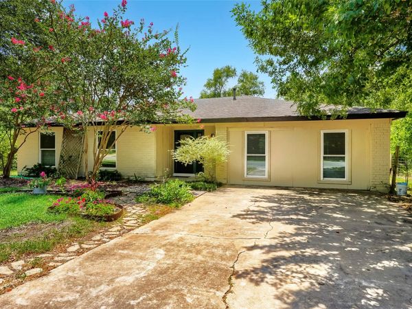 1302 Cedar Park DR, Cedar Park, TX 78613