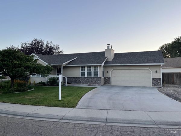 503 Purple Sage Dr, Nampa, ID 83651