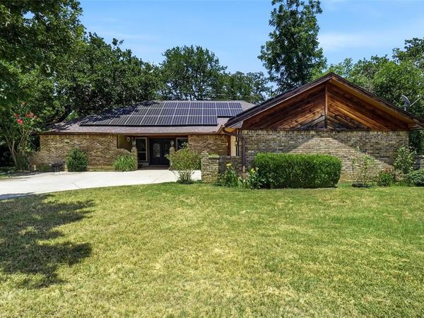 35 Hickory Hills Boulevard, Hickory Creek, TX 75065