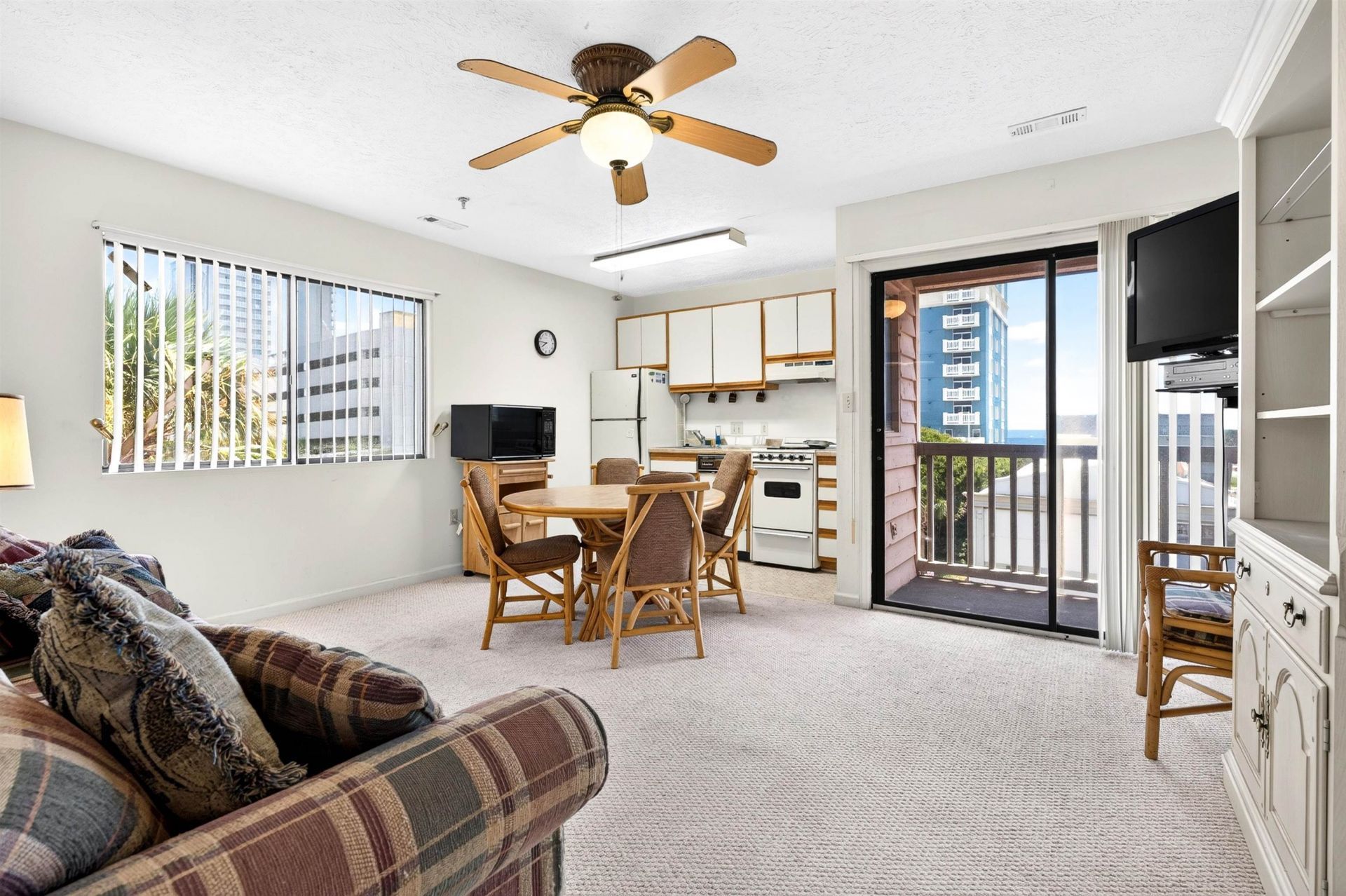 2710 S Ocean Blvd. Photo 4