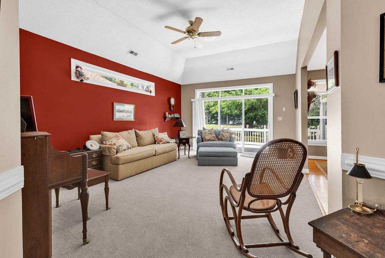 925 Tidewater Dr.  Photo 14