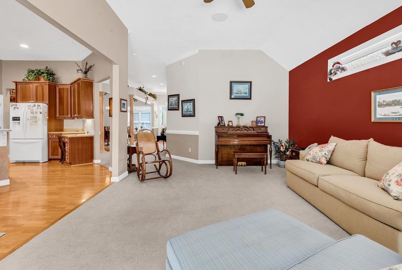 925 Tidewater Dr.  Photo 15