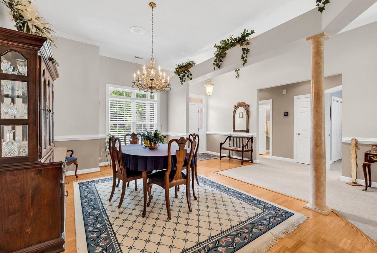 925 Tidewater Dr.  Photo 4