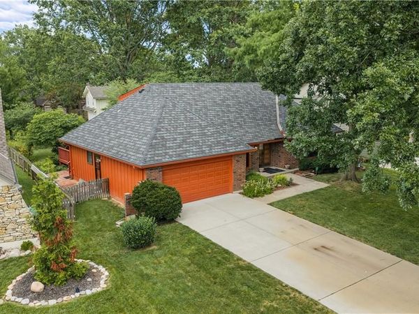 204 NW Cypress Street, Lee's Summit, MO 64064