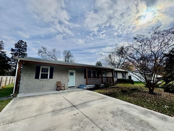 824 Noragate Rd, Knoxville, TN 37919