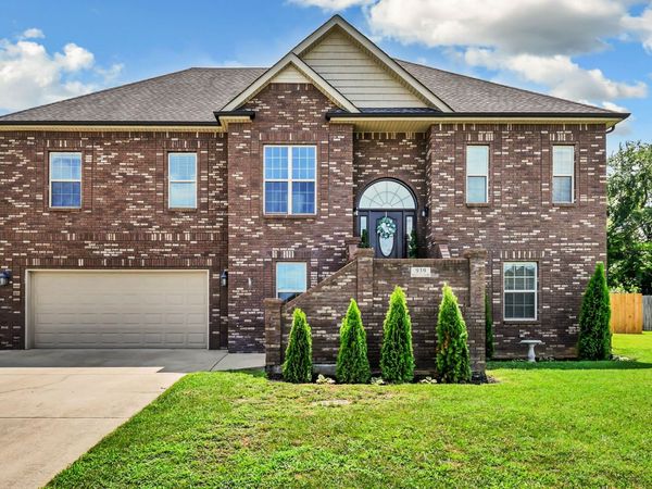 939 Nectar Ct , Adams, TN 37010