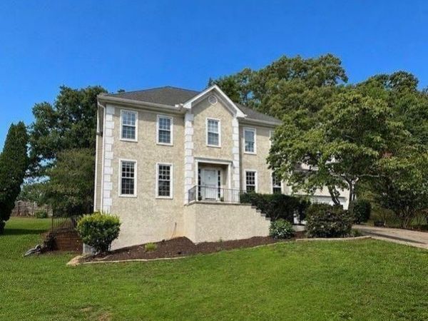 610 Adam Circle, Woodstock, GA 30188