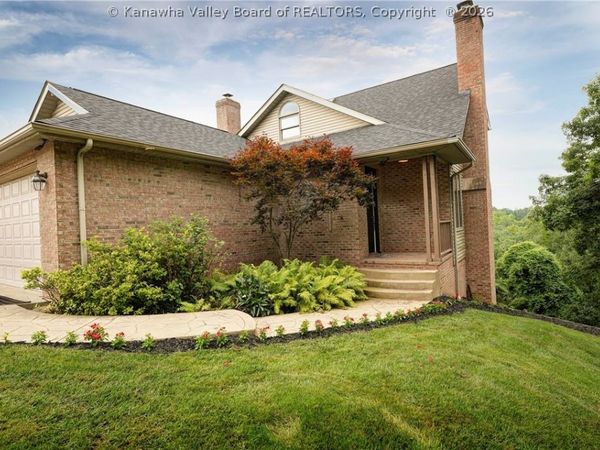 25 Southgate Road, Charleston, WV 25314