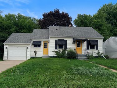 6716 Cedar Lake Road S, Saint Louis Park, MN 55426